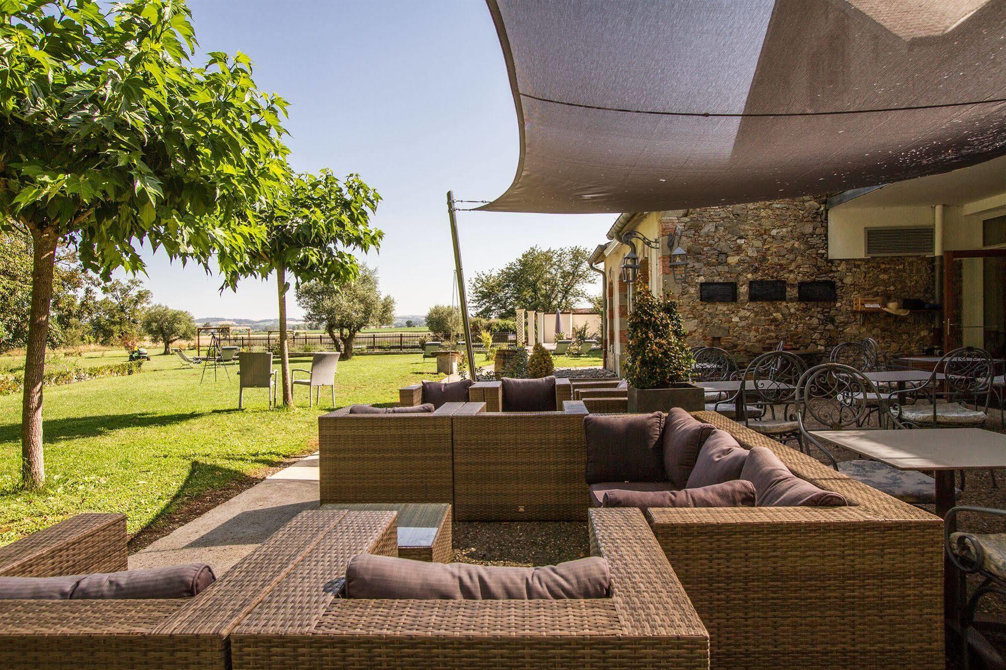 Le Pavillon Du Chateau, Hotel & Spa ريفيل المظهر الخارجي الصورة
